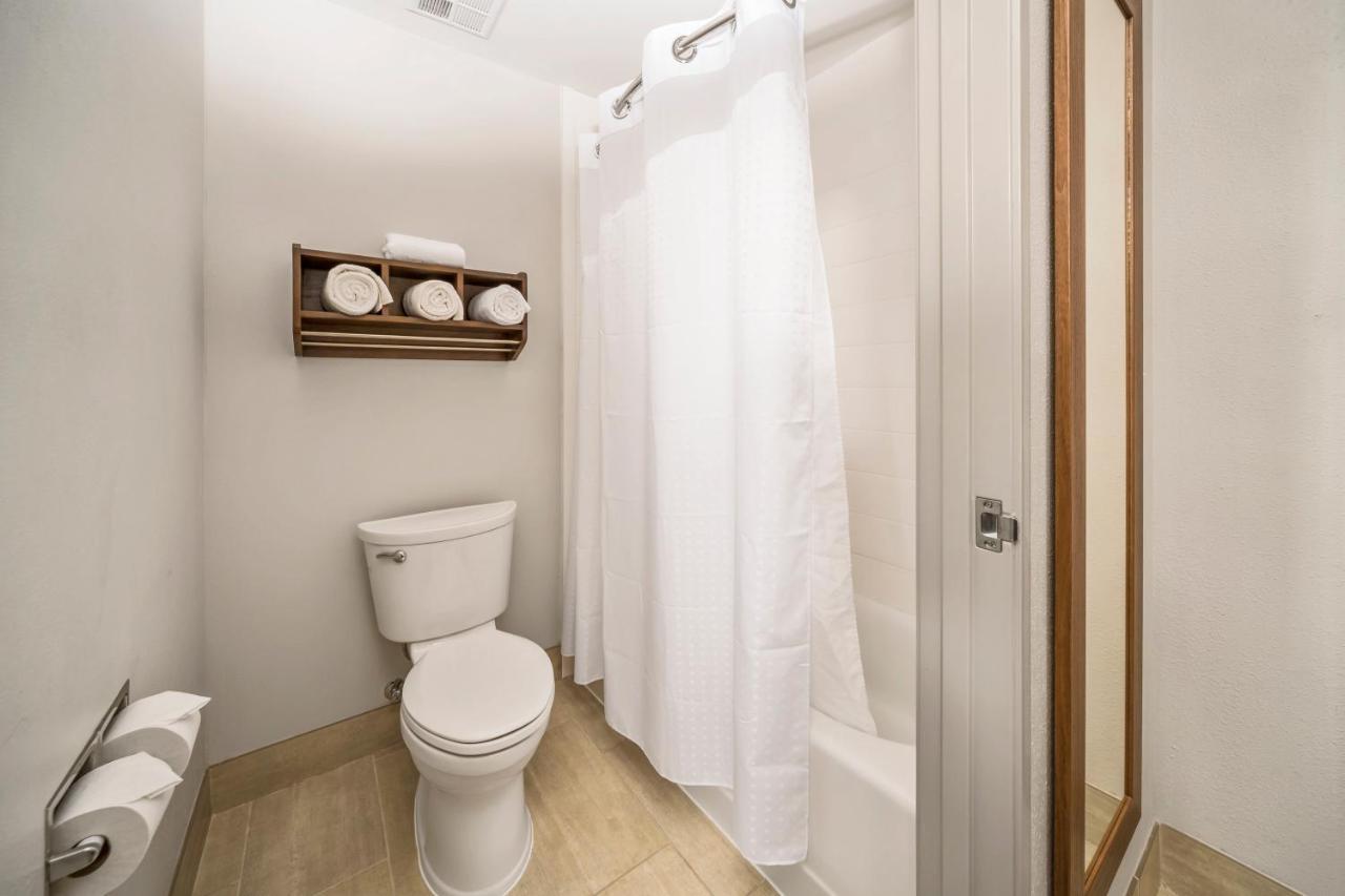 Holiday Inn Express Chicago Northwest-Vernon Hills By Ihg Zewnętrze zdjęcie