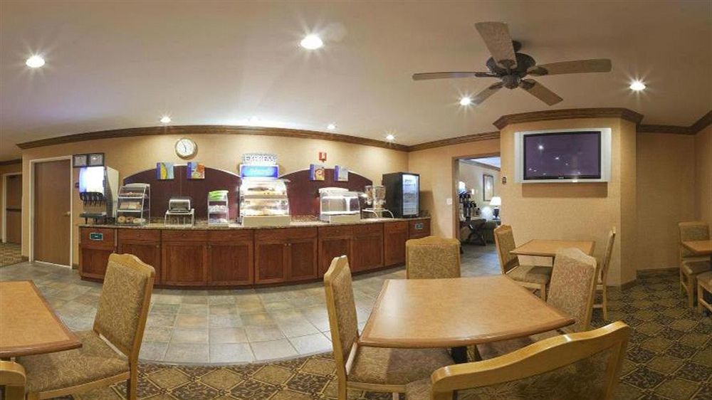 Holiday Inn Express Chicago Northwest-Vernon Hills By Ihg Zewnętrze zdjęcie