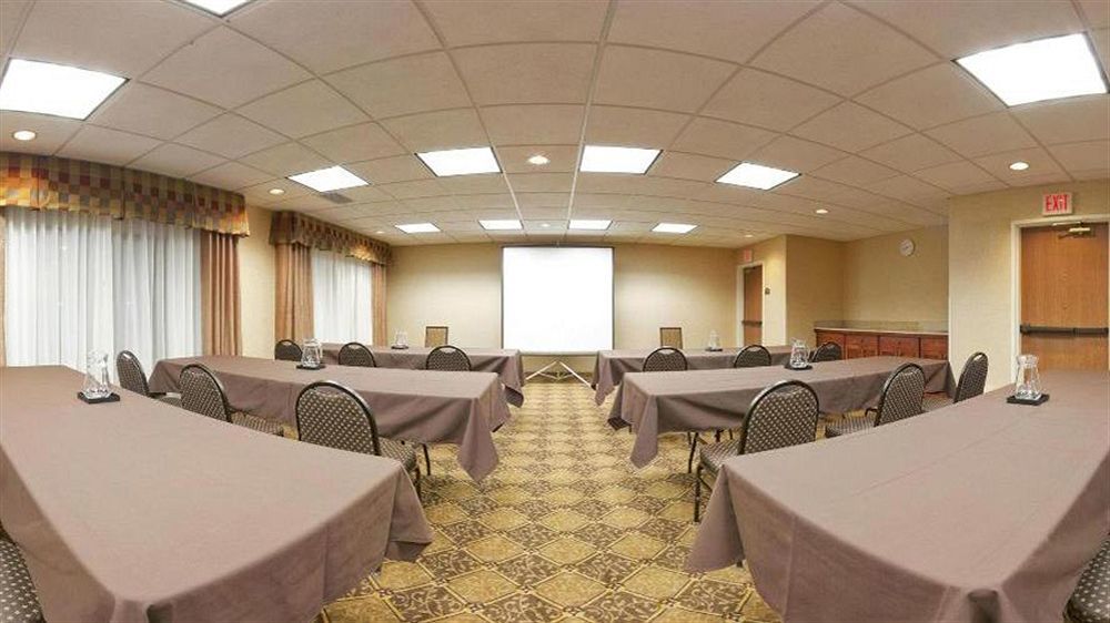 Holiday Inn Express Chicago Northwest-Vernon Hills By Ihg Zewnętrze zdjęcie